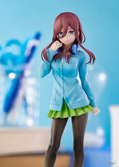 18cm anime figures of Nakano Ichika, Nino, Itsuki from The Quintessential Quintuplets in school uniforms | Vilemo