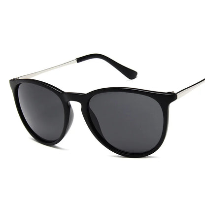 Retro round cat eye sunglasses for men, stylish accessory for adding flair to summer fashion.