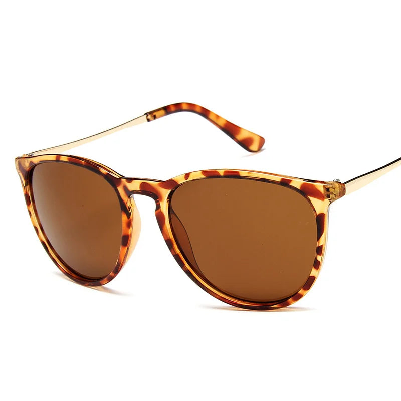 Retro round cat eye sunglasses for men, stylish accessory for adding flair to summer fashion.